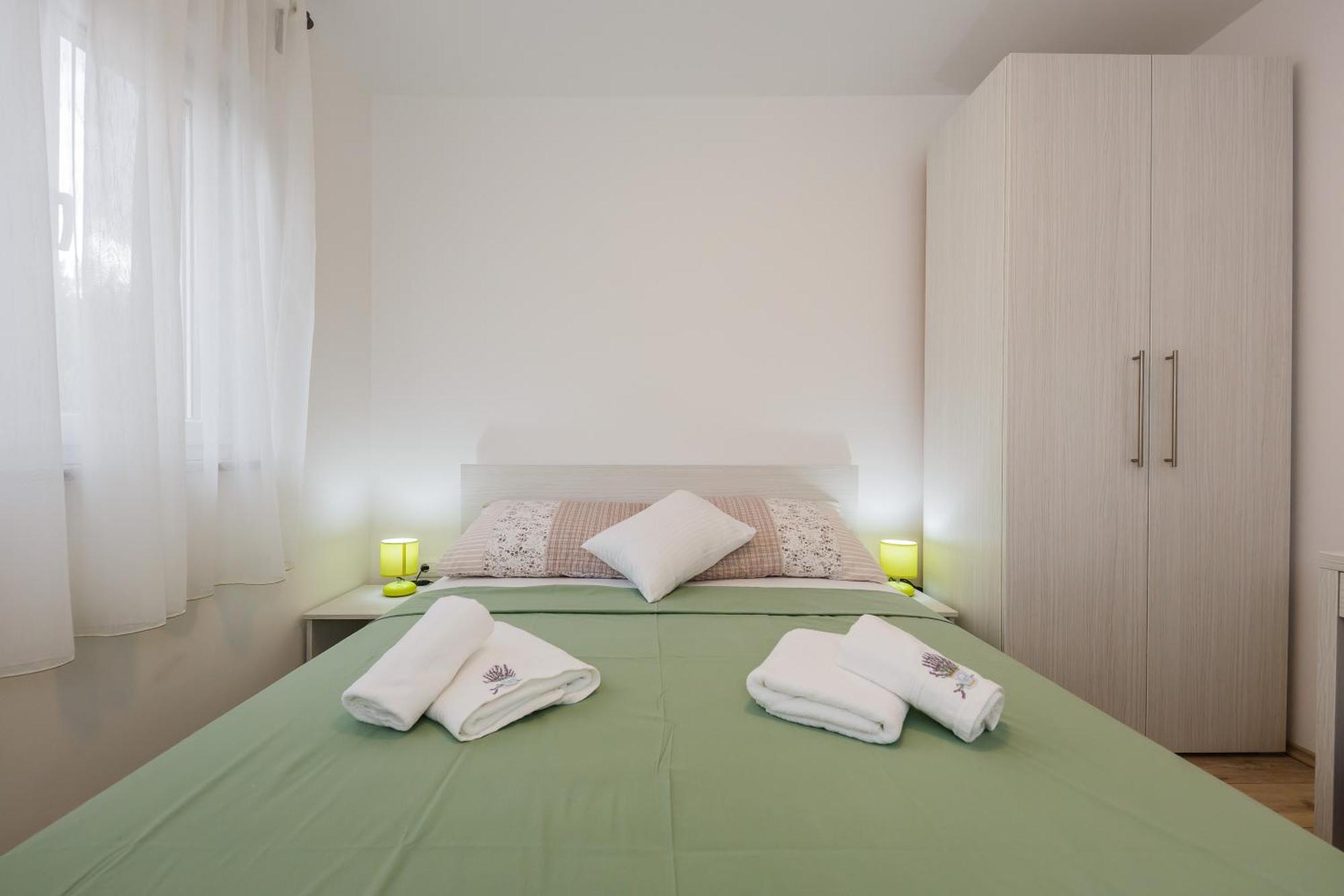 Apartments Mare トロギール 部屋 写真