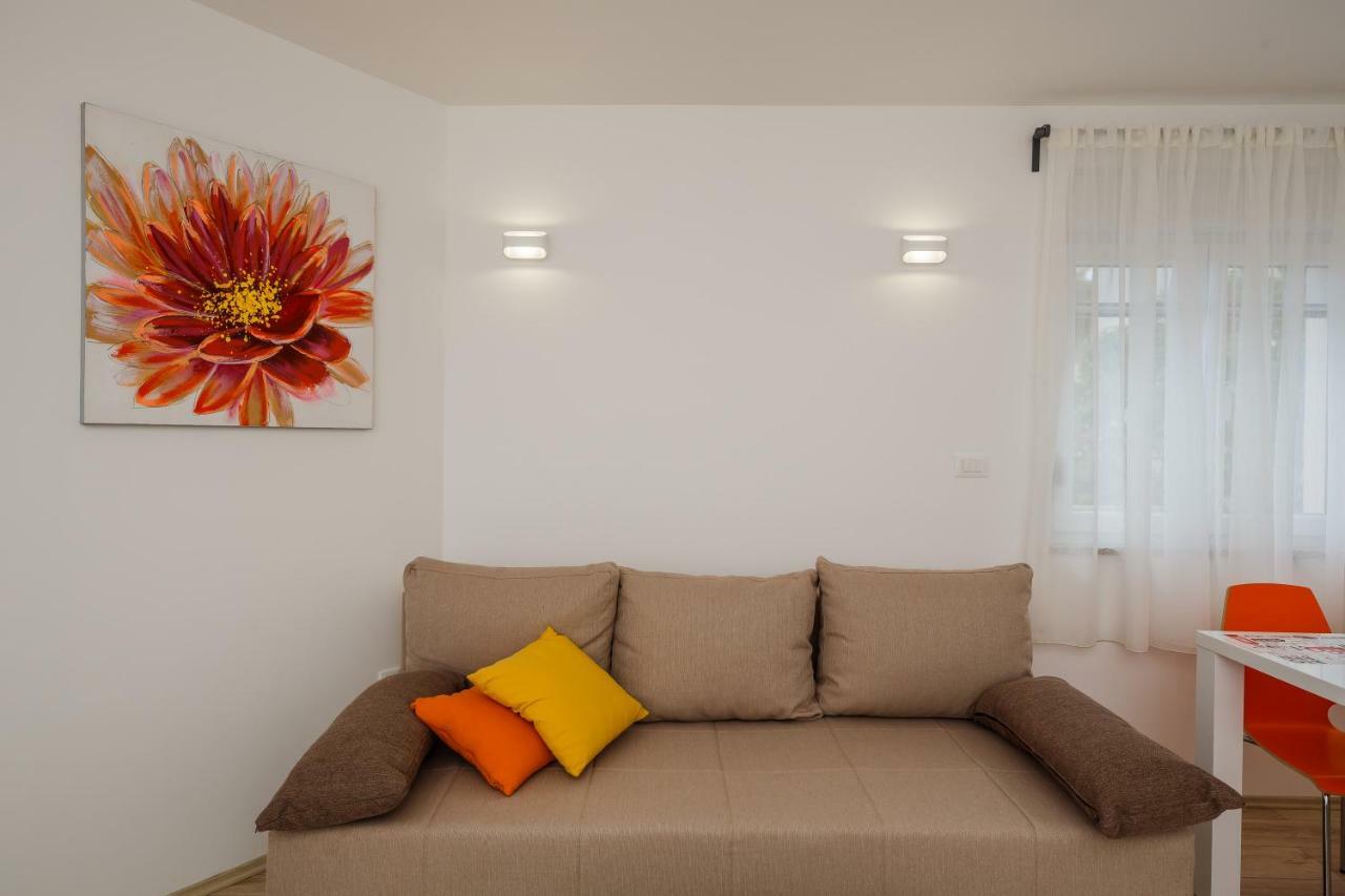 Apartments Mare トロギール エクステリア 写真